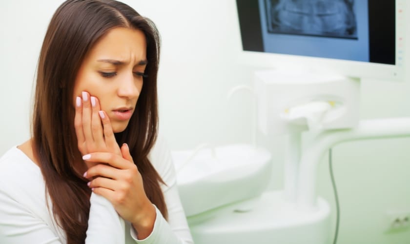 how do you heal pericoronitis fast