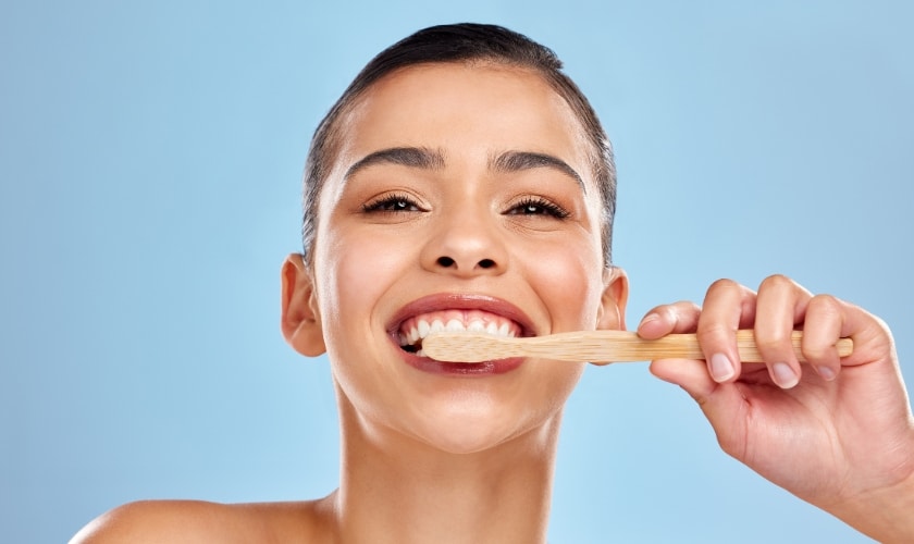 how to strengthen gums naturally